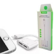 Adaptador de Fone P2 e Carregador IOS Compat�vel Com iPhone CAB85